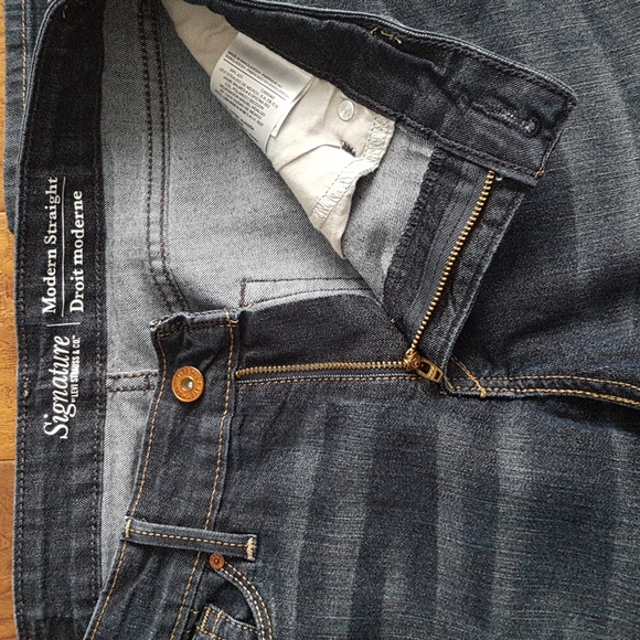Signature by Levi Strauss Modern Straight Jean Size 10 - Picture 4 of 14